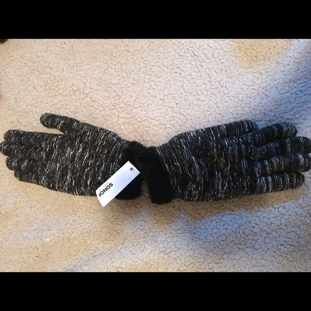 Thick Black Gloves